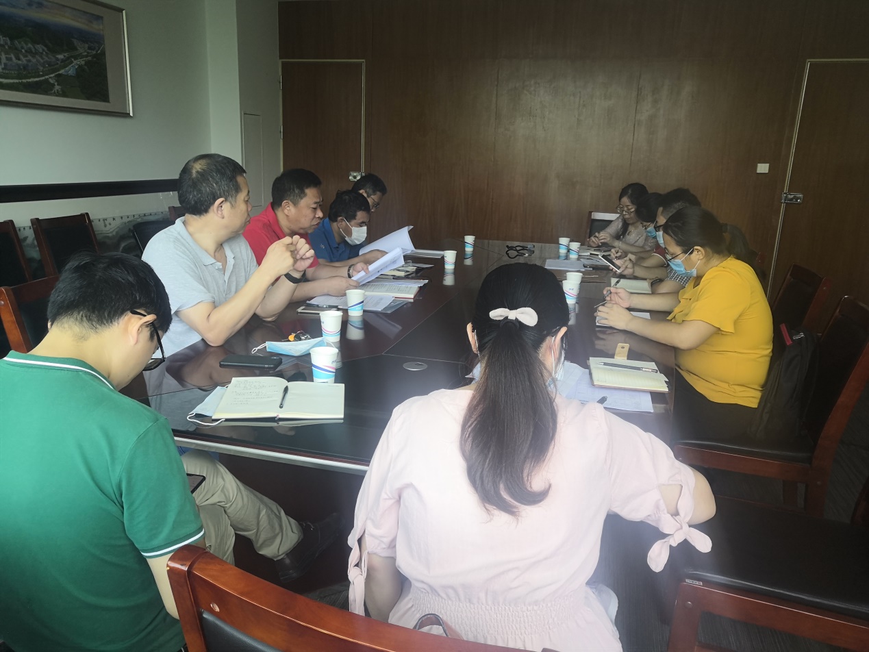 化学化工学院召开党建专题工作会议