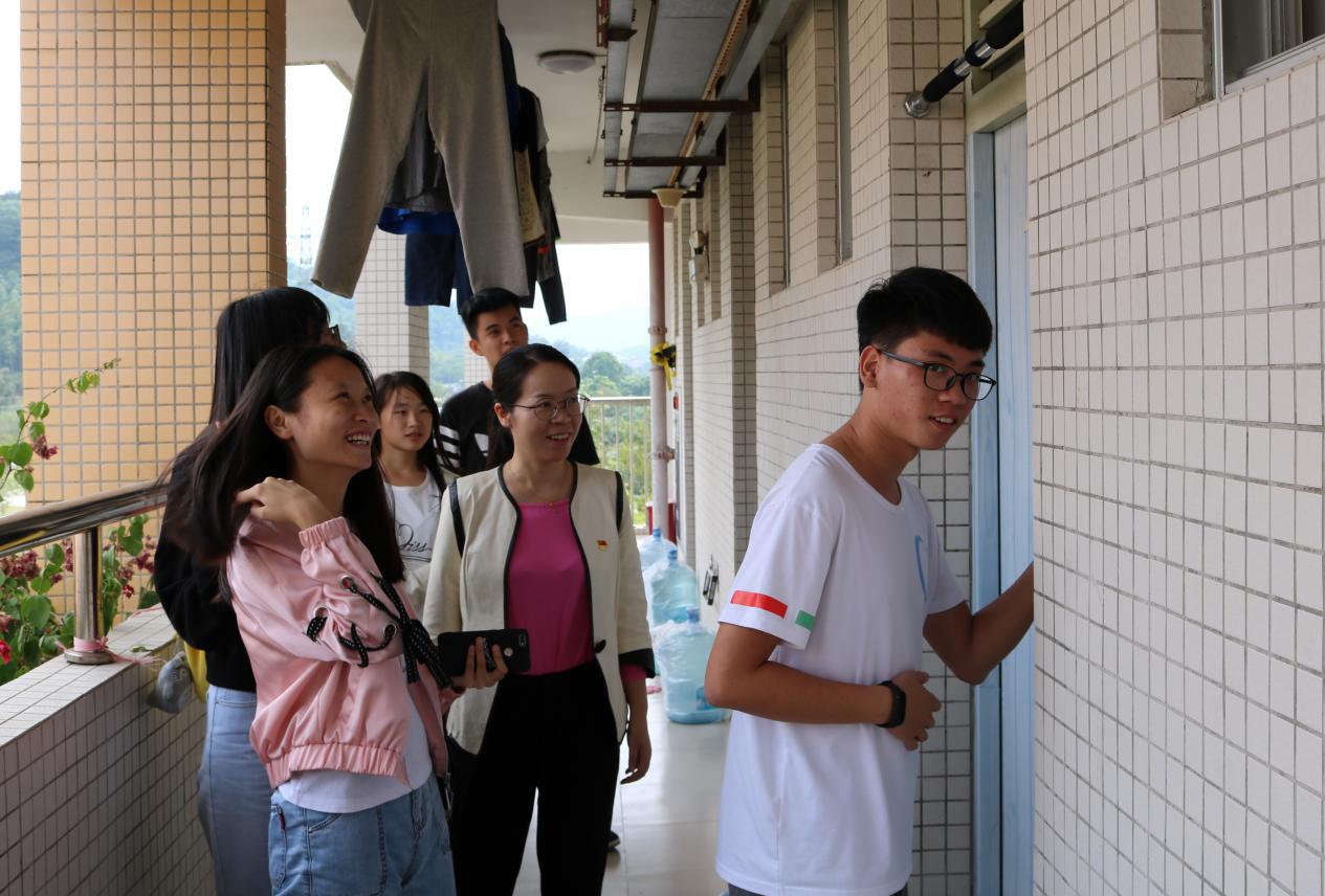 开云官网开展宿舍内务检查活动